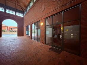 20035 Jetton Rd, Cornelius, NC for lease Interior Photo- Image 2 of 10