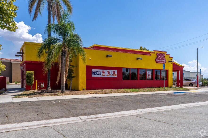 23750 Alessandro Blvd, Moreno Valley, CA à vendre - Photo du bâtiment - Image 3 de 4