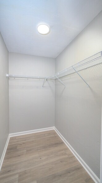 1533 S Bronough St, Tallahassee, FL à vendre - Photo du bâtiment - Image 2 de 16