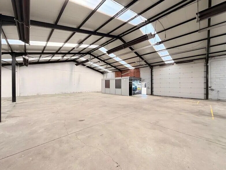 Flex dans Roncq à louer - Photo du bâtiment - Image 2 de 4