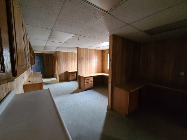 2774 W State St, New Castle, PA à vendre - Photo intérieure - Image 3 de 8