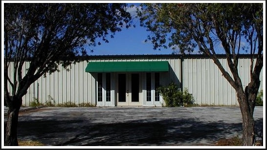 870-874 NE Pop Tilton Pl, Jensen Beach, FL for lease Primary Photo- Image 1 of 15