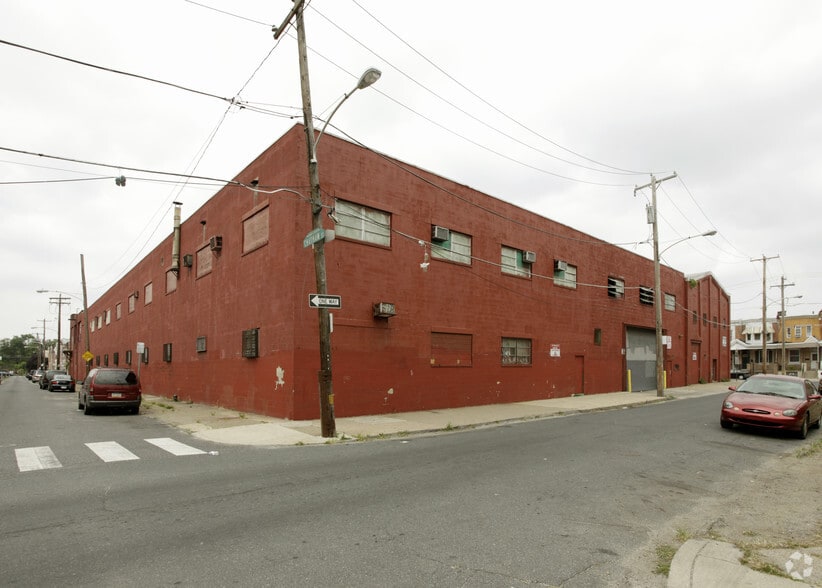 2848 Chatham St, Philadelphia, PA for lease - Building Photo - Image 2 of 16