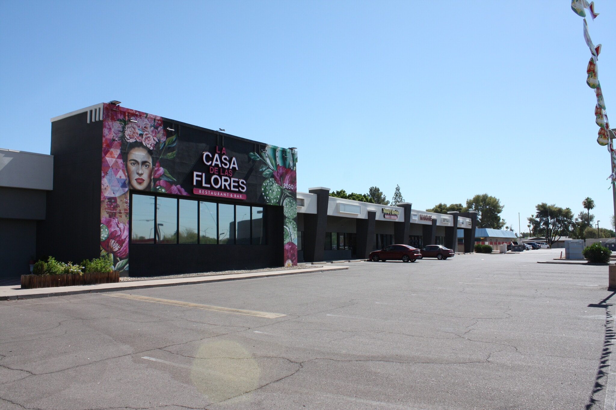 2050 W Guadalupe Rd, Mesa, AZ for lease Primary Photo- Image 1 of 9