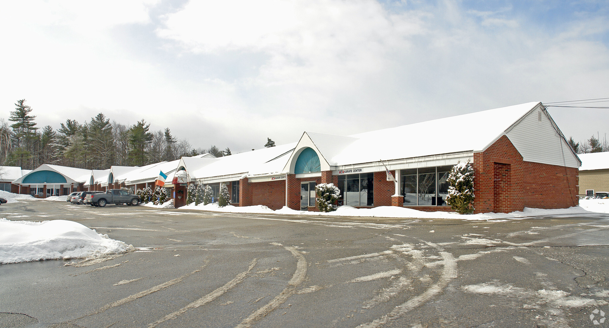 143 Raymond Rd, Candia, NH for sale Primary Photo- Image 1 of 1