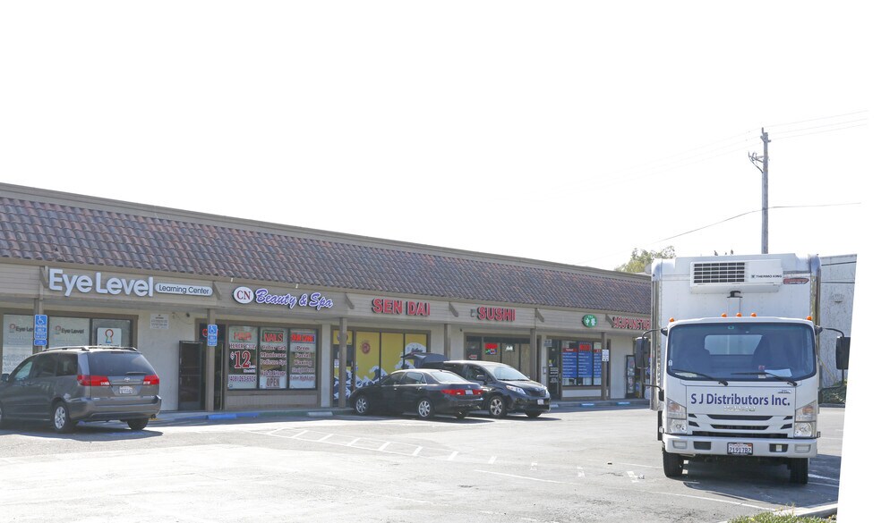 206-242 N Abel St, Milpitas, CA à louer - Photo du bâtiment - Image 2 de 3