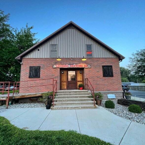 1215 S River Rd, Saginaw, MI à vendre - Photo du bâtiment - Image 2 de 27