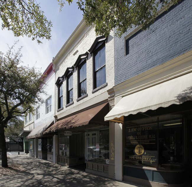 Plus de détails pour 105 N Lafayette St, Shelby, NC - Commerce de détail à louer