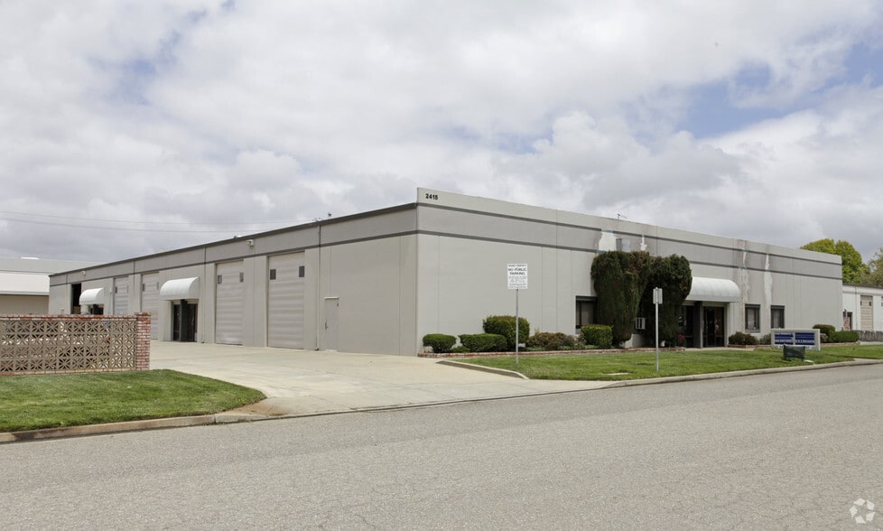 2415 Radley Ct, Hayward, CA for lease - Building Photo - Image 2 of 4