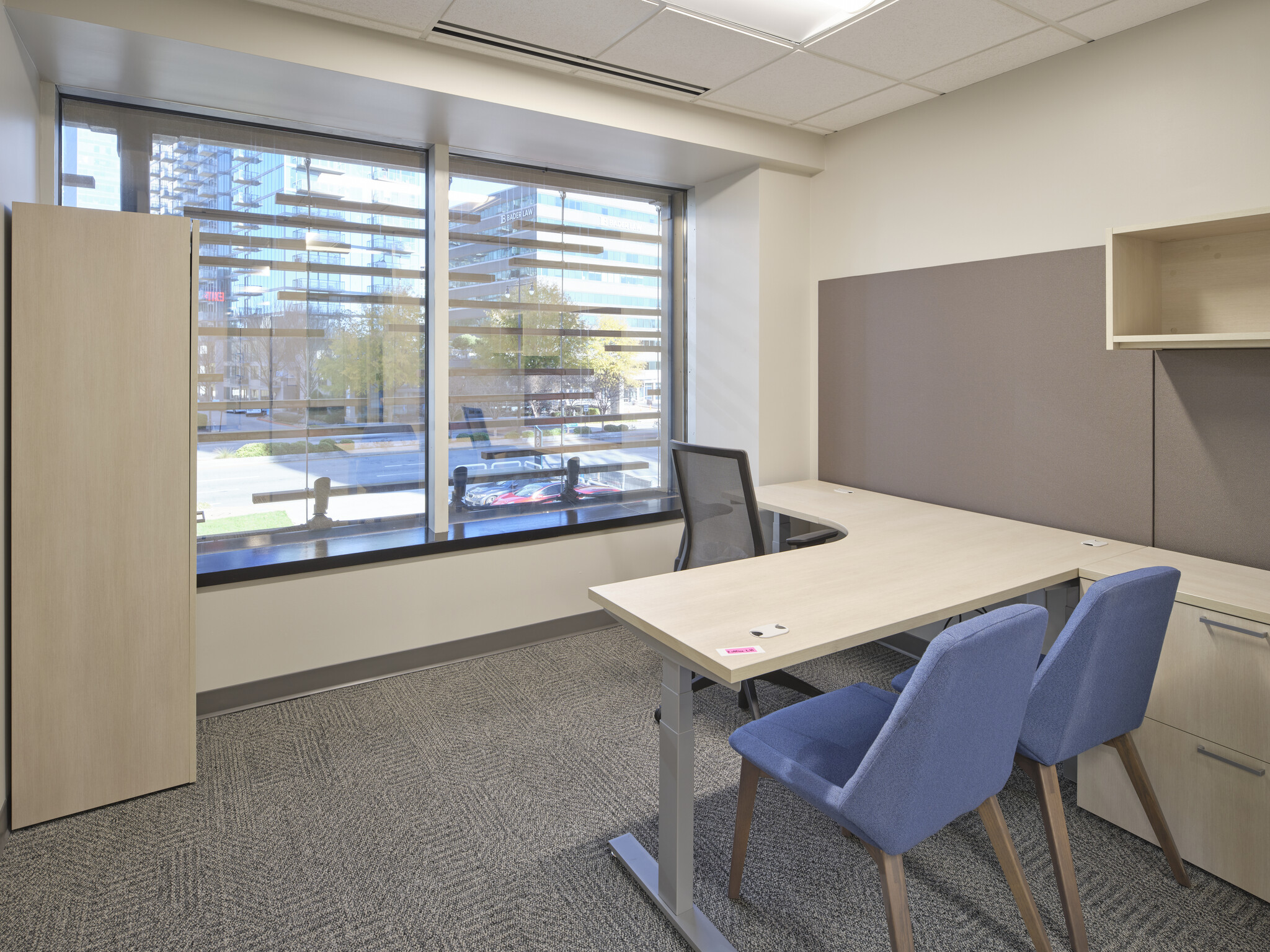 3379 Peachtree Rd NE, Atlanta, GA for lease Interior Photo- Image 1 of 7