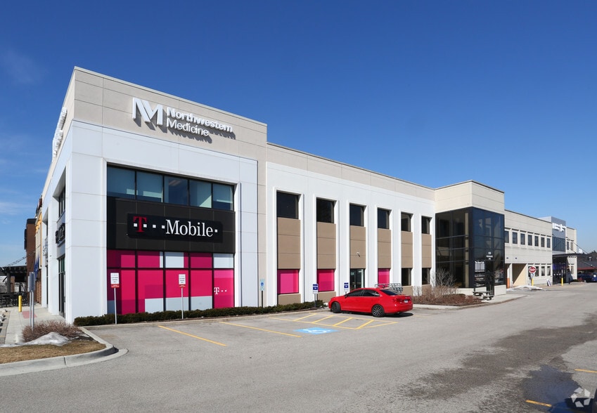 850-870 N Milwaukee Ave, Vernon Hills, IL à louer - Photo du bâtiment - Image 3 de 17