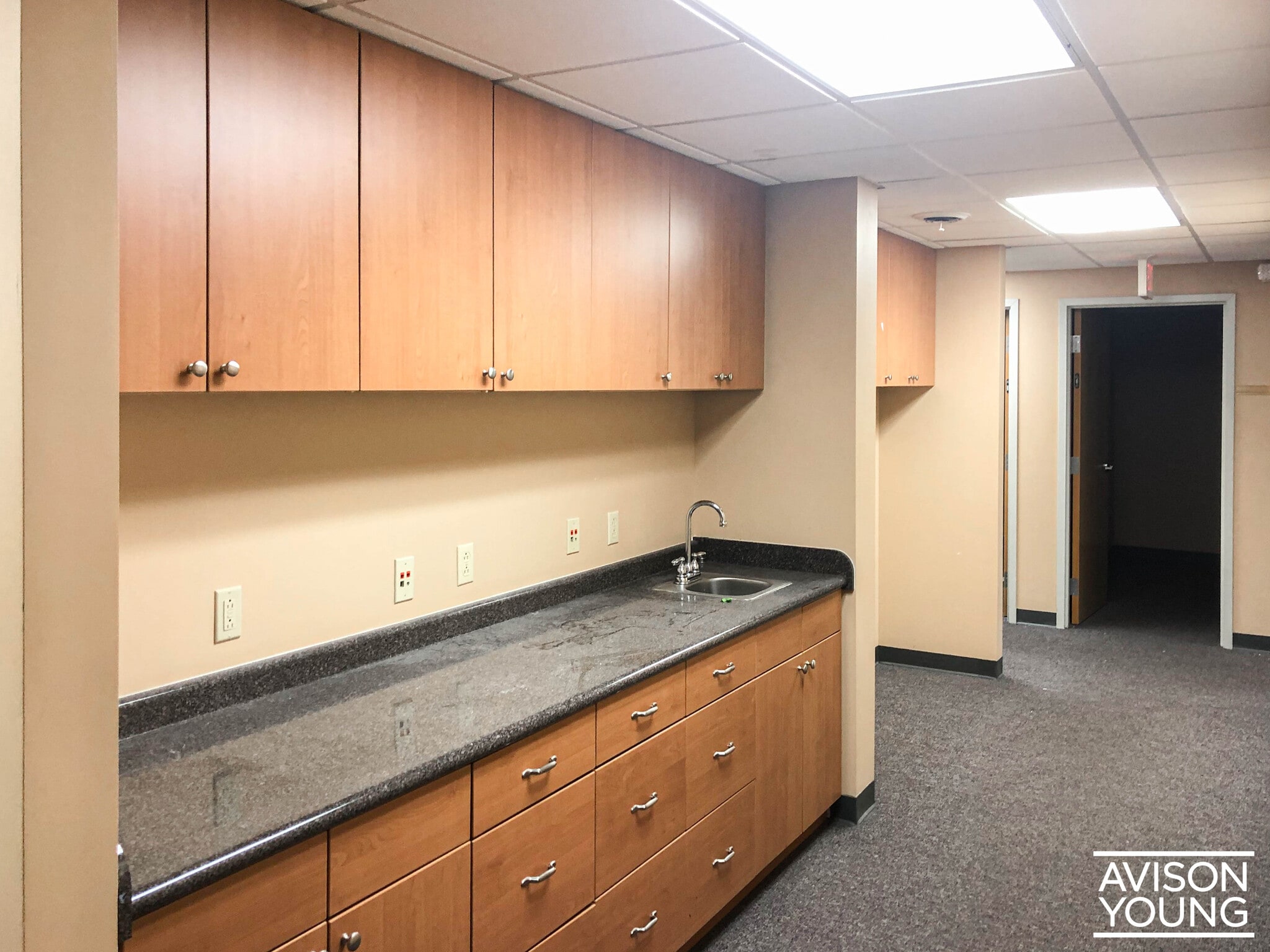 1626 Downtown West Blvd, Knoxville, TN à louer Photo intérieure- Image 1 de 7