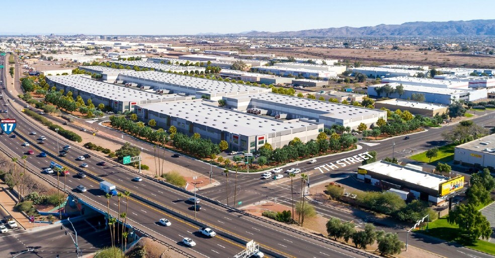 2125 S 7th St, Phoenix, AZ à louer - Photo du bâtiment - Image 2 de 7