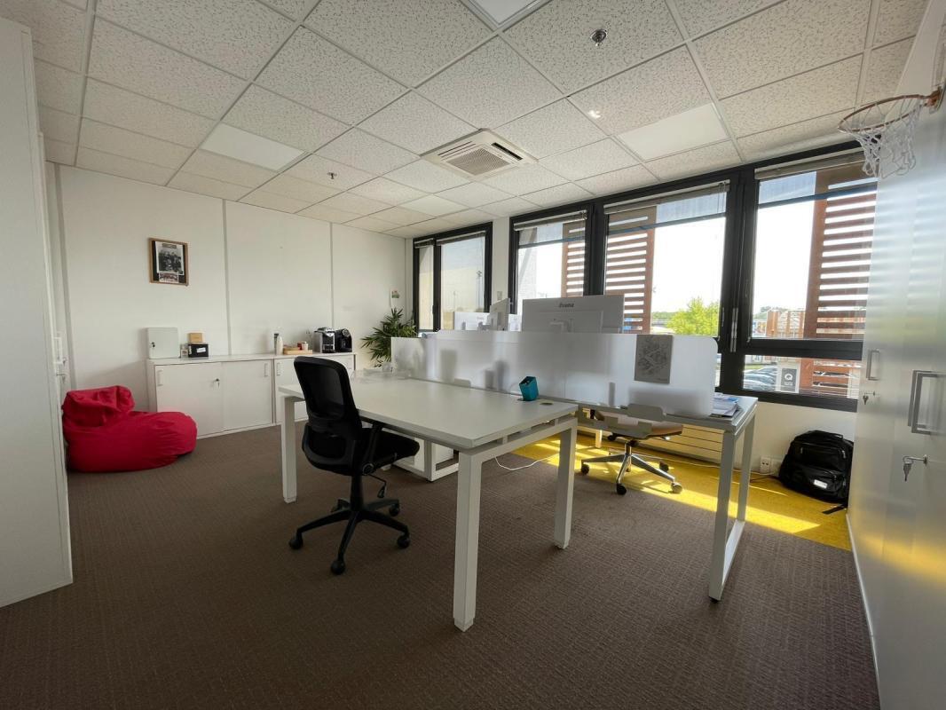 Avenue De Pince Vent, Chennevières-sur-Marne for lease Building Photo- Image 1 of 11