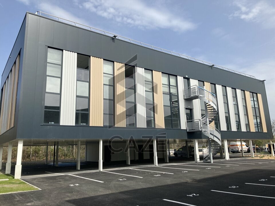 Flex in Mérignac for sale Building Photo- Image 1 of 4