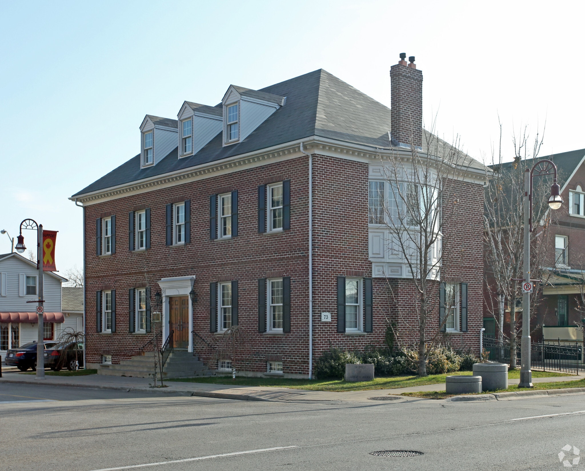 73 Centre St S, Oshawa, ON for sale Primary Photo- Image 1 of 1