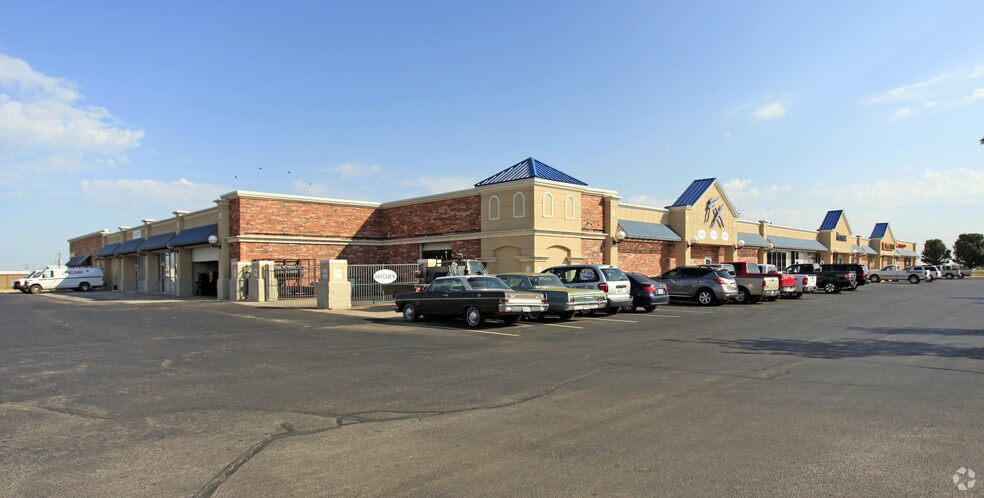 1627-1629 E US Highway 66, El Reno, OK à louer - Photo du bâtiment - Image 2 de 4