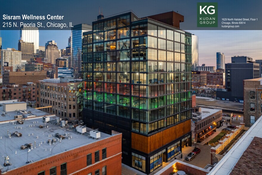 215 N Peoria St, Chicago, IL à louer - Photo du bâtiment - Image 2 de 15