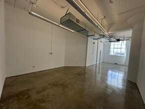 846-860 S Los Angeles St, Los Angeles, CA for lease Interior Photo- Image 1 of 3
