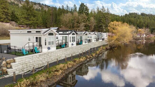 Plus de détails pour 88840 Highway 3 N, Saint Maries, ID - Services hôteliers à vendre