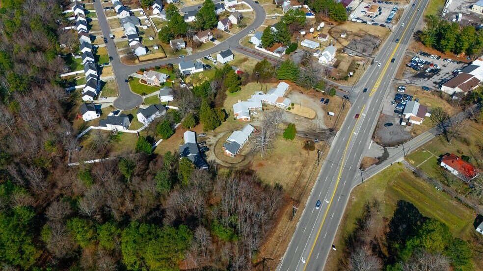 16800 Jefferson Davis Hwy, Colonial Heights, VA à vendre - Photo du bâtiment - Image 3 de 16