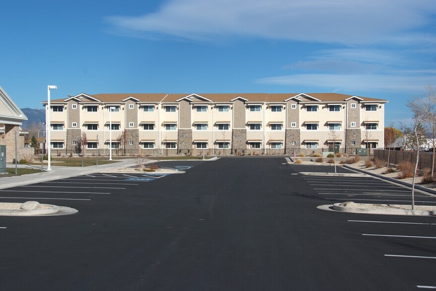 Two-Site Multifamily Acquisition portefeuille de 2 propriétés à vendre sur LoopNet.ca - Photo du bâtiment - Image 3 de 16