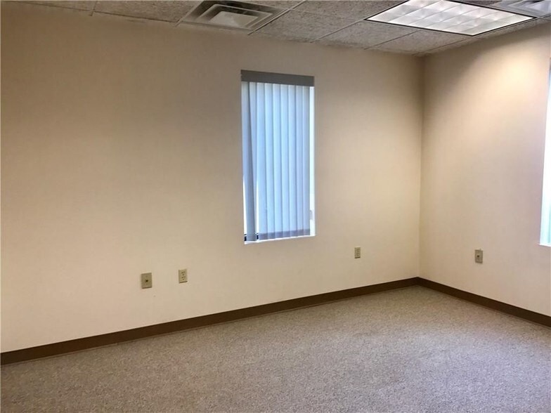 5294 Sebring Warner Rd, Greenville, OH à vendre - Autre - Image 2 de 11