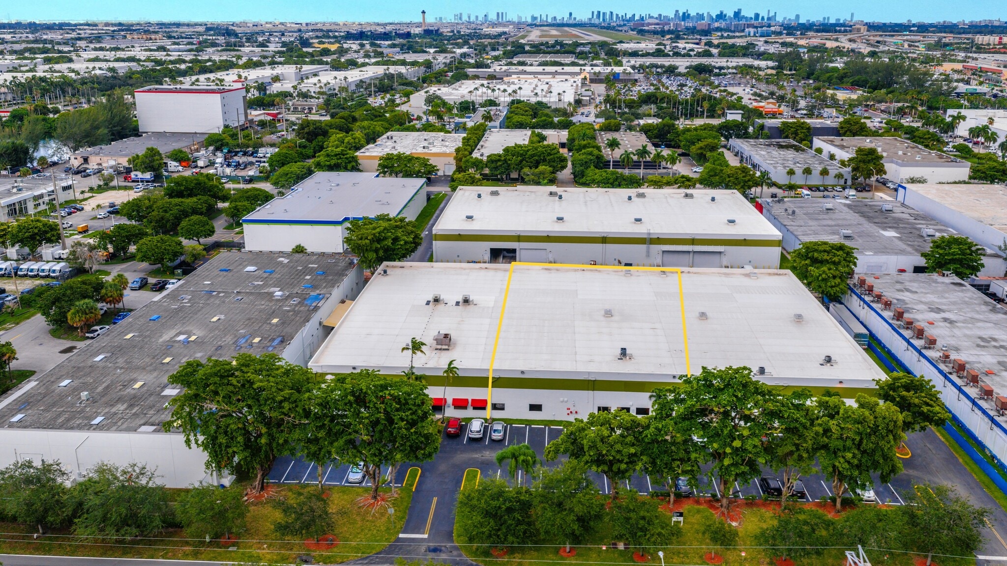 1400 NW 88th Ave, Doral, FL for lease Primary Photo- Image 1 of 8