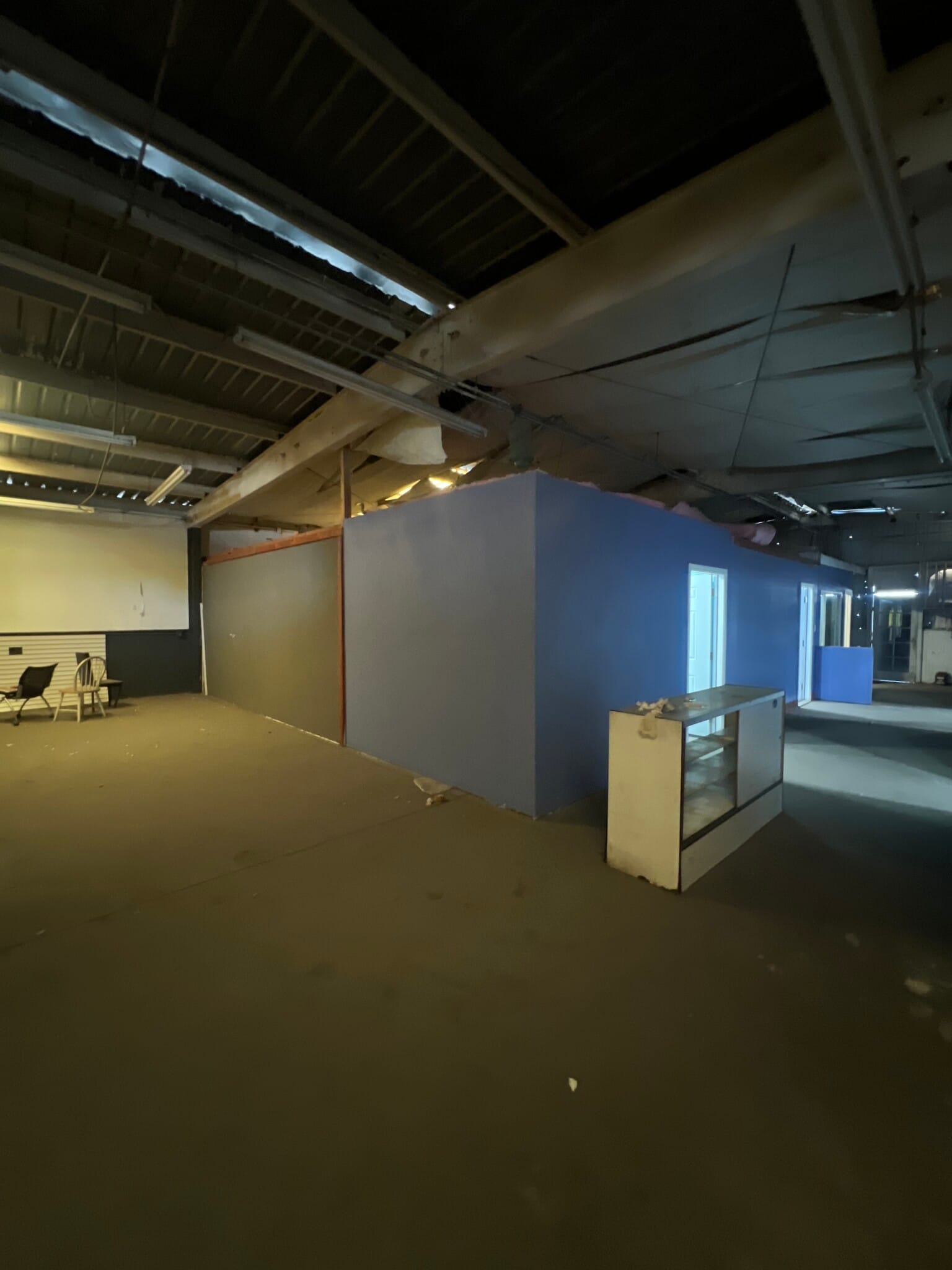 15150 Slover Ave, Fontana, CA à louer Photo intérieure- Image 1 de 7