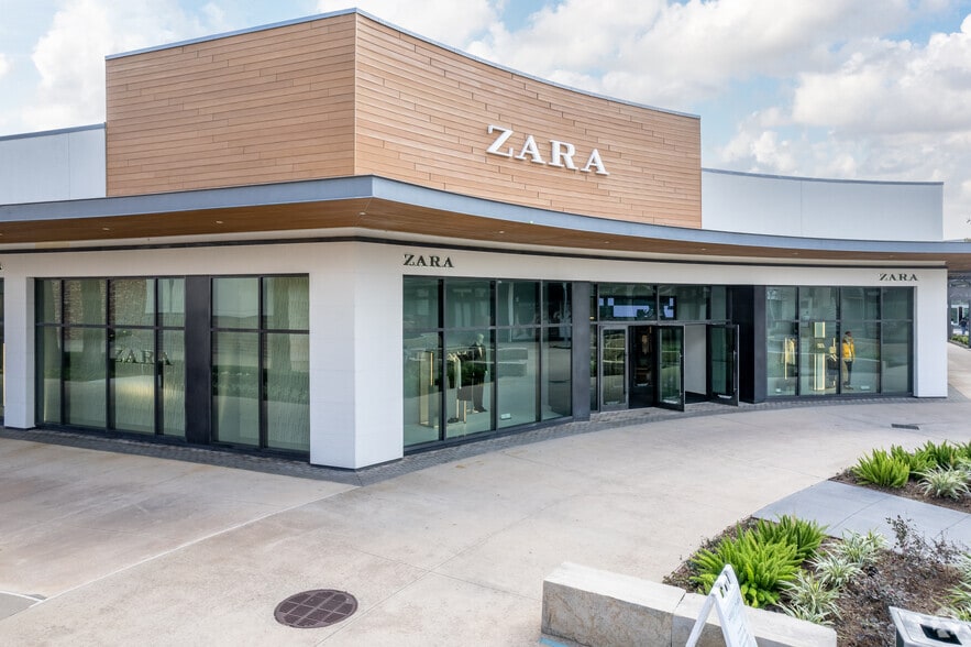 500 Baybrook Mall, Friendswood, TX for lease - Building Photo - Image 3 of 9