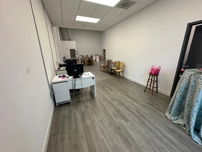 7814-7816 SW Jack James Dr, Stuart, FL for lease Interior Photo- Image 2 of 5