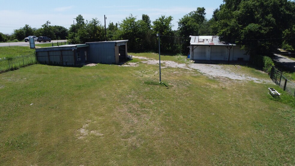4827 N Hwy 91 & 4614 Stinson Rd, Denison, TX à vendre - Photo du bâtiment - Image 3 de 5