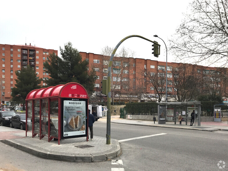 Plaza Pau Casals, 7, Rivas-Vaciamadrid, Madrid à louer - Photo du bâtiment - Image 3 de 4