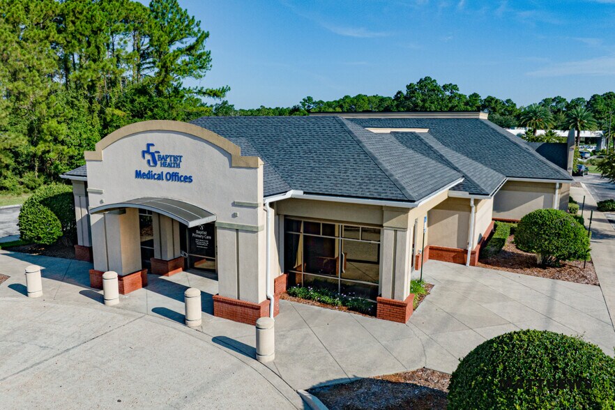 3690 St Johns Bluff Rd S, Jacksonville, FL à vendre - Photo du bâtiment - Image 2 de 3