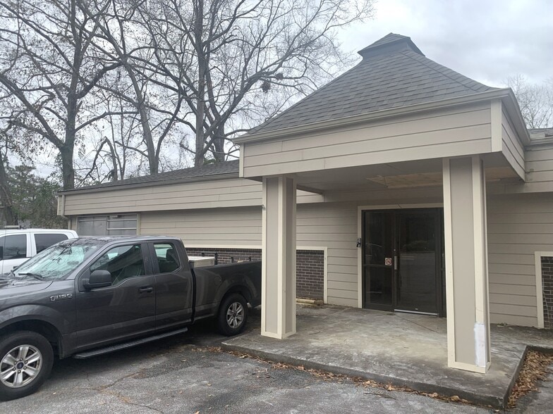 4868 Warm Springs Rd, Columbus, GA for sale - Building Photo - Image 2 of 7