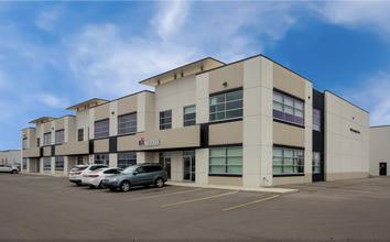 118 Provincial Ave, Sherwood Park, AB for lease Building Photo- Image 1 of 7