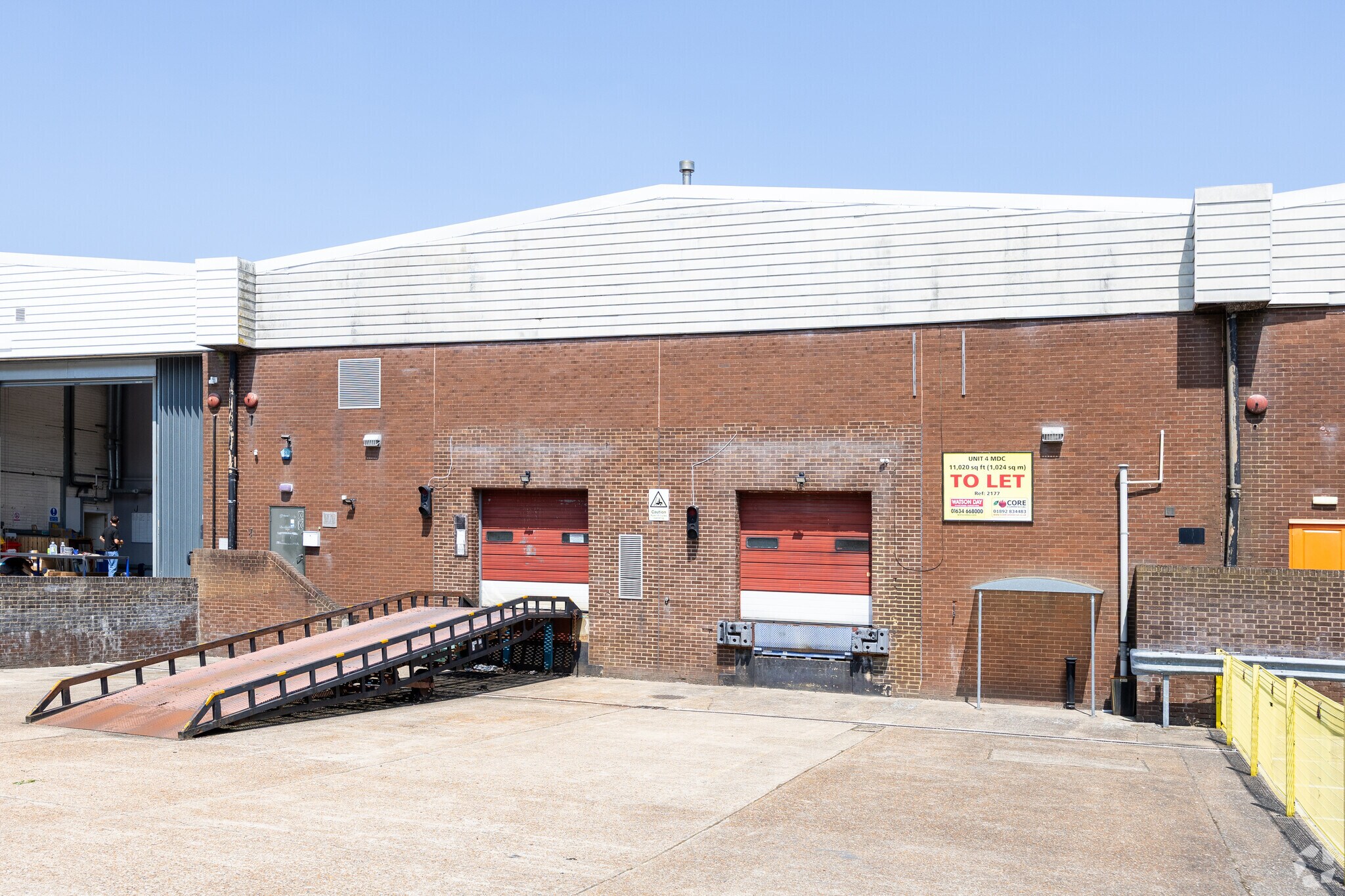 1-6 Courteney Rd, Gillingham for lease Primary Photo- Image 1 of 8