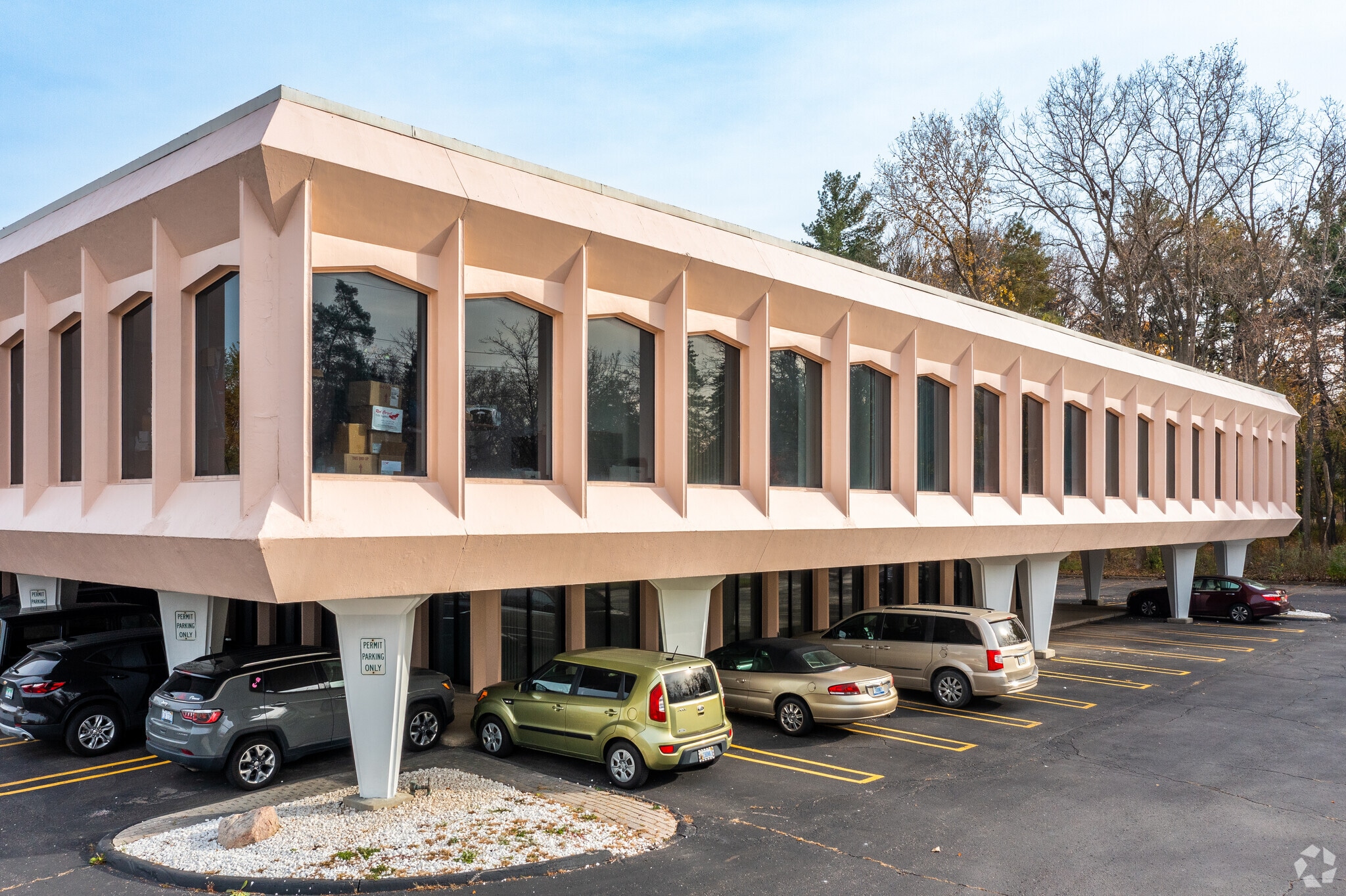 24450 Evergreen Rd, Southfield, MI for lease Building Photo- Image 1 of 7