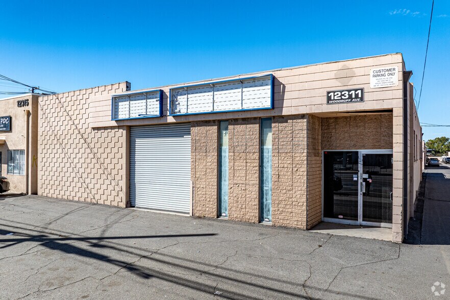 12311 Woodruff Ave, Downey, CA à louer - Photo du bâtiment - Image 2 de 14