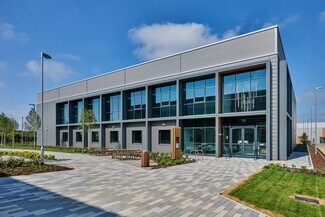 Plus de détails pour 19 Bourn Quarter, Bourn - Industriel à louer