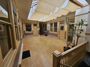 3250-3254 Adeline St, Berkeley, CA à vendre Photo intérieure- Image 1 de 19