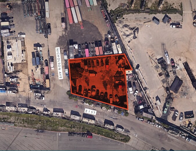 902 Nicholson Ave, Wilmington, CA à vendre Photo du bâtiment- Image 1 de 1