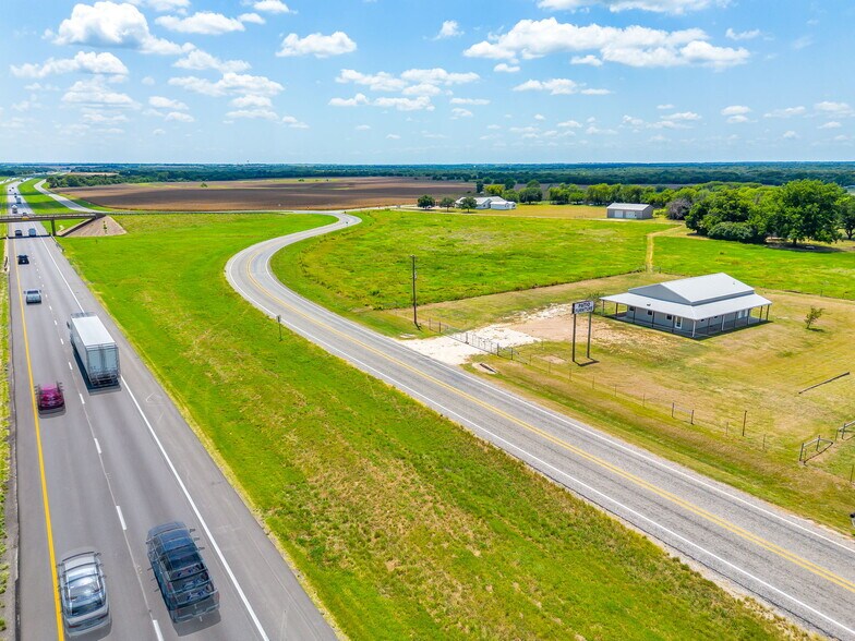 8309 County Road 106, Grandview, TX à vendre - Aérien - Image 3 de 10