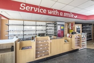 1-2 Berkeley Vale, Falmouth for lease Interior Photo- Image 2 of 4