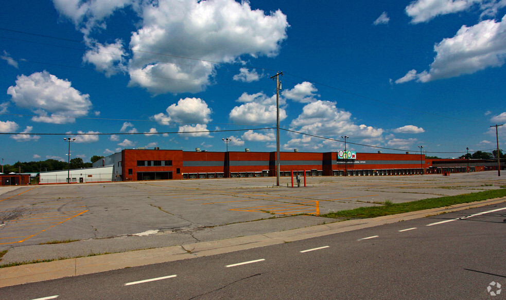 1200 State Fair Blvd, Syracuse, NY à vendre - Photo principale - Image 1 de 1