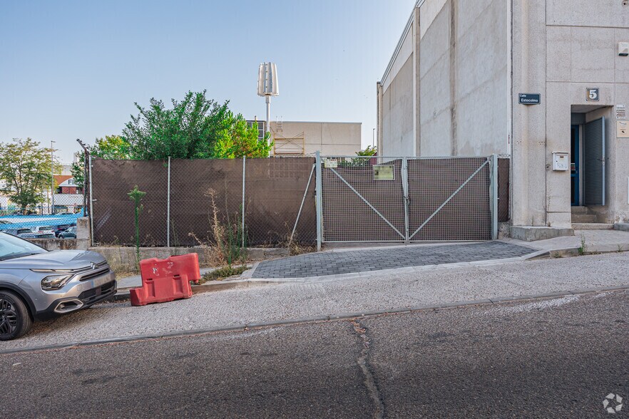 Calle Estocolmo, 3, Las Rozas de Madrid, Madrid à louer - Photo du bâtiment - Image 2 de 2