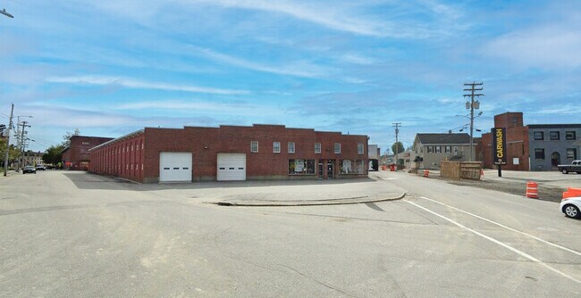 More details for 81 Elm St, Biddeford, ME - Retail for Sale