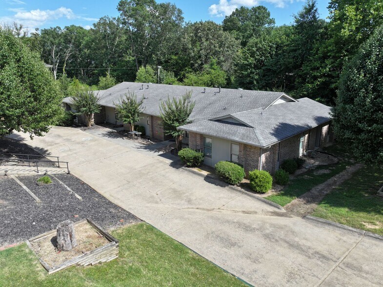 1501 & 1509 Michael Drive portefeuille de 2 propriétés à vendre sur LoopNet.ca - Photo du bâtiment - Image 3 de 4