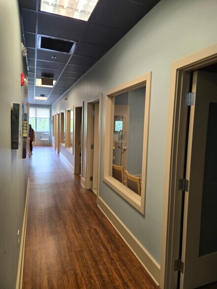 710 Military Cutoff Rd, Wilmington, NC à louer - Photo intérieure - Image 3 de 15