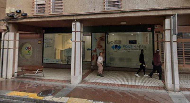 Commerce de détail dans Elche, Alicante à louer - Photo du bâtiment - Image 1 de 3